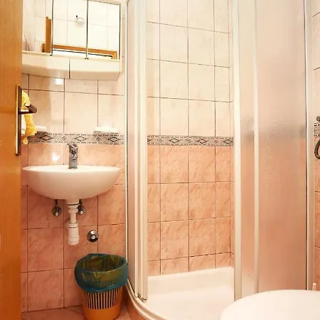 2605b Apartment